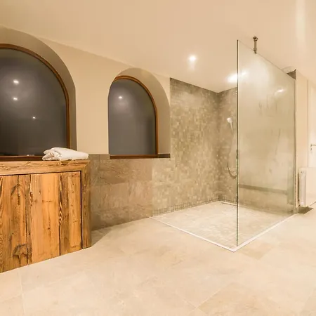 Nice Chalet With Fireplace In Megeve *