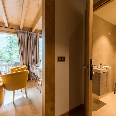 Nice Chalet With Fireplace In Megeve